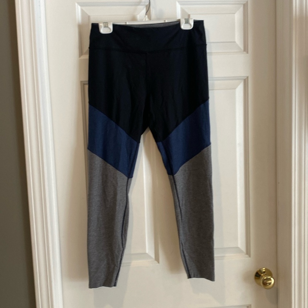 Outdoor Voices 7/8 women’s leggings